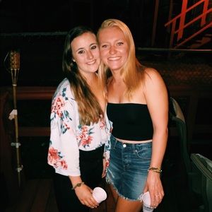 Meet your Posher, Emily